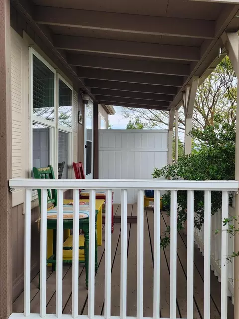 68 Bridgeport Dr, Eagle Point, OR 97524 photo 3