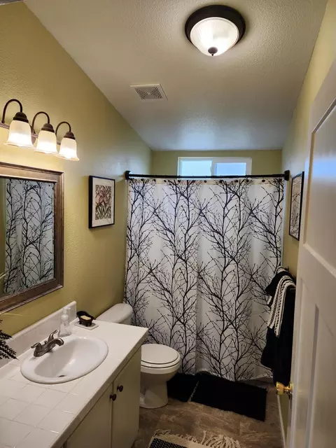 68 Bridgeport Dr, Eagle Point, OR 97524 photo 15