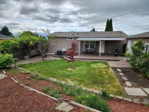 68 Bridgeport Dr, Eagle Point, OR 97524 photo 18