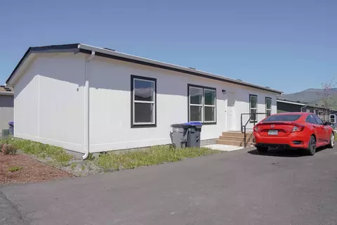 460 Arnos Rd UNIT 47, Talent, OR 97540