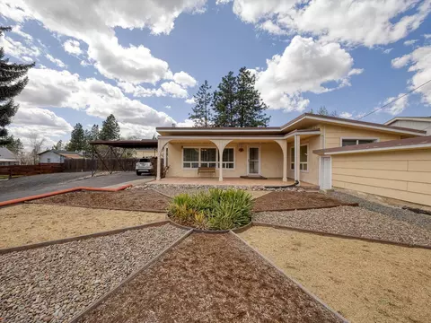 1610 Patterson St, Klamath Falls, OR 97603