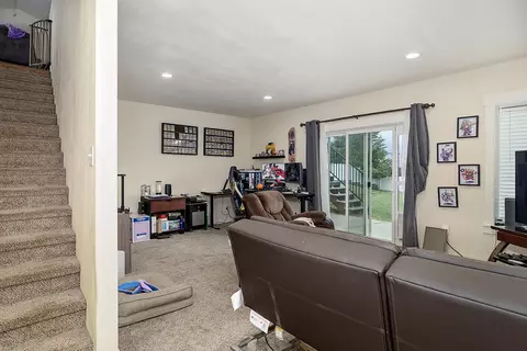 Other - 569 N Heights Dr, Eagle Point, OR 97524 photo 5 of 5