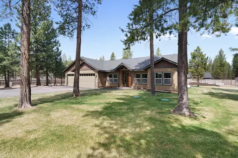 16810 Sharp Dr, Bend, OR 97707 photo 3