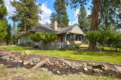 69033 Barclay Ct, Sisters, OR 97759