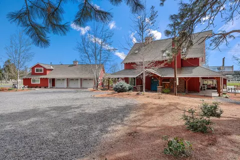69482 Panoramic Dr, Sisters, OR 97759