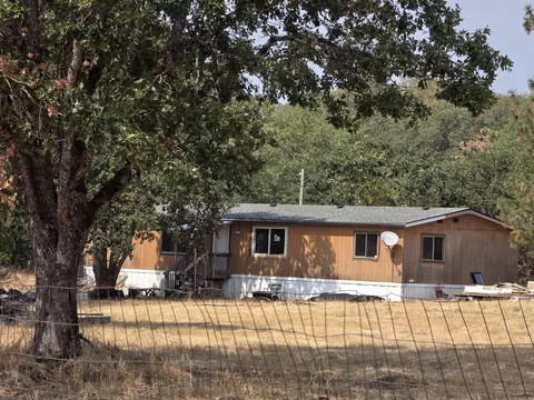 464 San Francisco St, Grants Pass, OR 97526