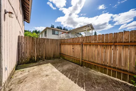 124 S 63rd St, Springfield, OR 97478 photo 16