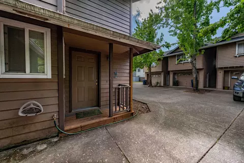 124 S 63rd St, Springfield, OR 97478 photo 17