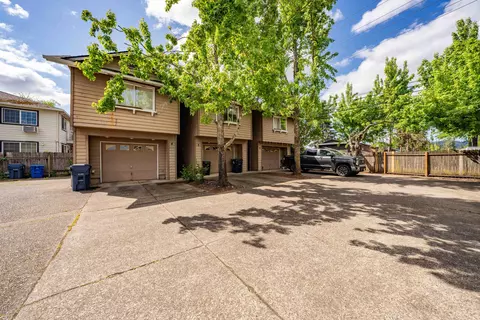 124 S 63rd St, Springfield, OR 97478 photo 8