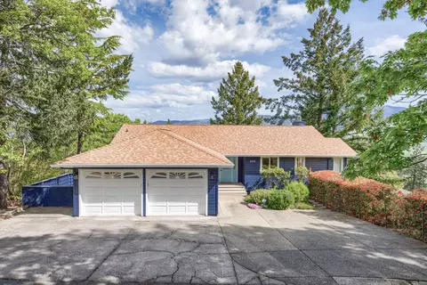 685 Morton St, Ashland, OR 97520