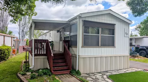 6850 Downing Rd #28, Central Point, OR 97502