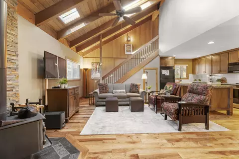 56992 Antelope Ln #6, Sunriver, OR 97707