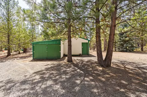 15511 Rainbow Ct, La Pine, OR 97739 photo 4