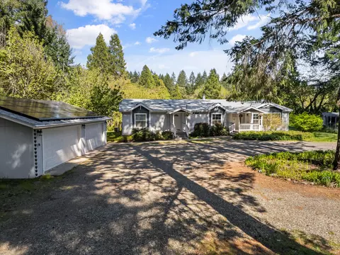 4820 Dick George Rd, Cave Junction, OR 97523
