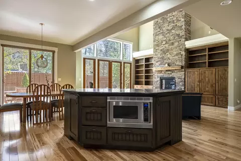 60808 Yellow Leaf St, Bend, OR 97702 photo 8