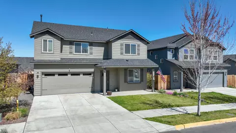 3591 SW Pumice Stone Ave, Redmond, OR 97756