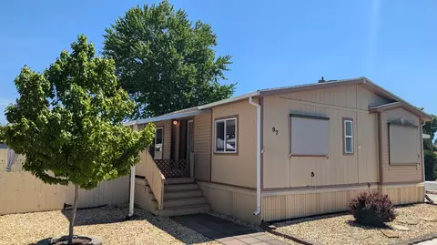 301 Freeman Rd #97, Central Point, OR 97502