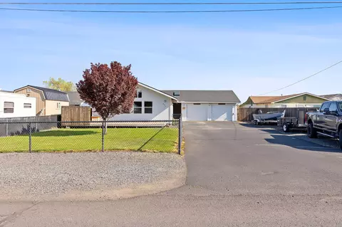 440 NW Birch Ln, Madras, OR 97741