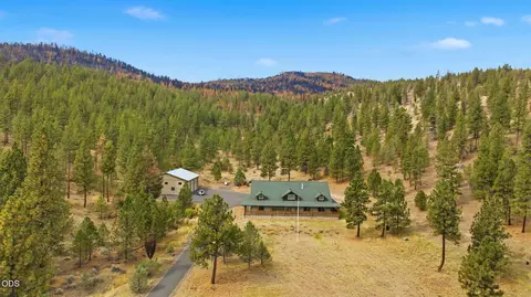 8101 NE Mill Creek Rd, Prineville, OR 97754