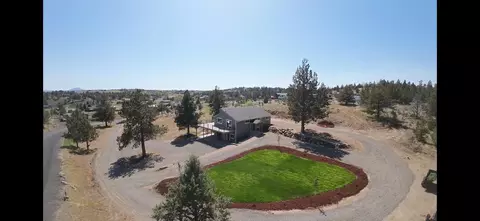 848 SE Tumbleweed Ln, Madras, OR 97741