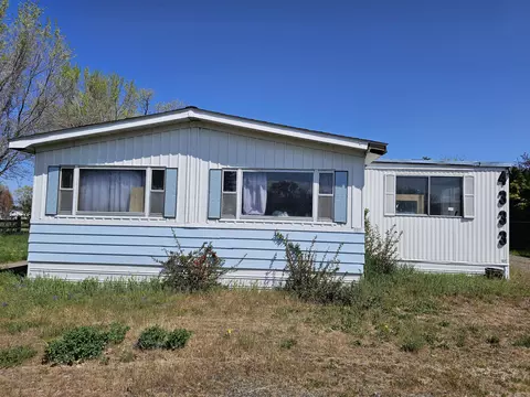 4333 Bartlett Ave, Klamath Falls, OR 97603