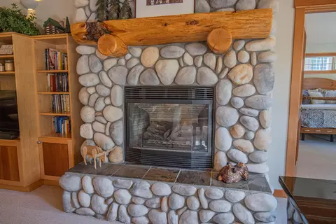 Other - 57661 Poplar Loop, Sunriver, OR 97707 photo 2 of 13