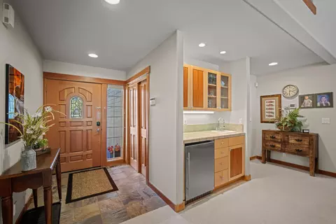 Entry Way - 57661 Poplar Loop, Sunriver, OR 97707 photo 2 of 4