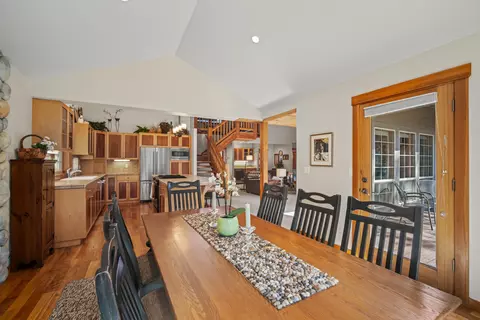 Dining - 57661 Poplar Loop, Sunriver, OR 97707 photo 4 of 4