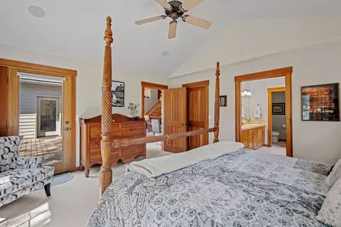 Bedroom - 57661 Poplar Loop, Sunriver, OR 97707 photo 7 of 13