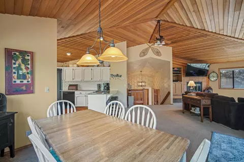 57815 Shag Bark Ln, Sunriver, OR 97707
