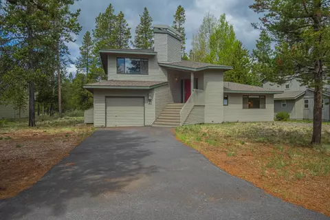 57815 Shag Bark Ln, Sunriver, OR 97707