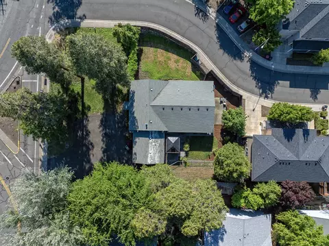 View/Area - 552 Gray Ct, Central Point, OR 97502 photo 2 of 4