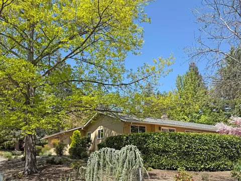 2275 Sam Evans Pl, Ashland, OR 97520 photo 41