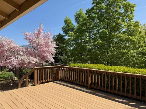 2275 Sam Evans Pl, Ashland, OR 97520 photo 27