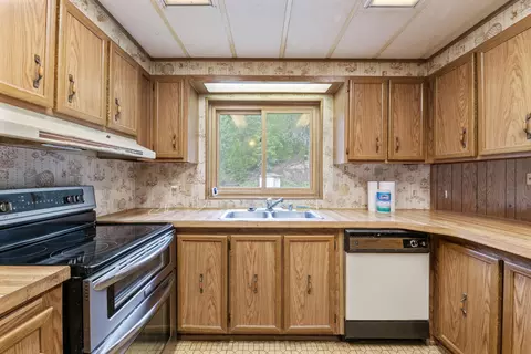 8125 Thompson Creek Rd, Applegate, OR 97530 photo 11
