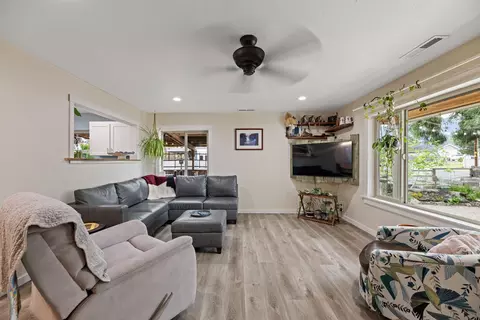 3747 Hilsinger Rd, Phoenix, OR 97535 photo 17