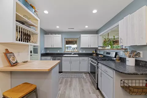 3747 Hilsinger Rd, Phoenix, OR 97535 photo 9