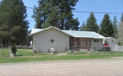 610 S Applegate Ave, Chiloquin, OR 97624
