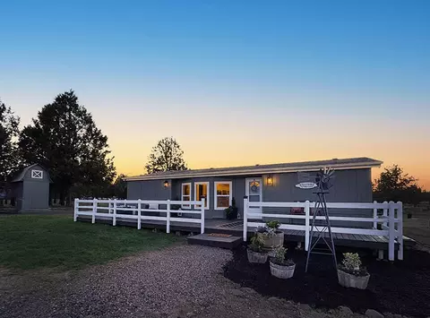 14140 SE Winchester Loop, Prineville, OR 97754