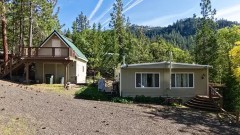 115 Manzanita Dr, Prospect, OR 97536