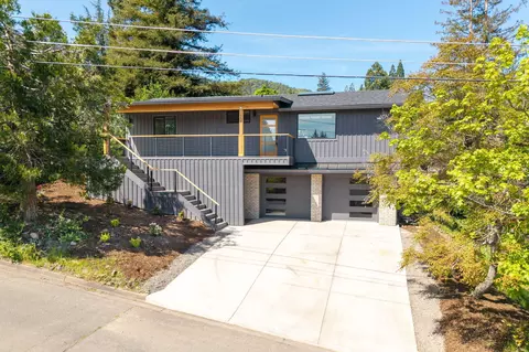 337 Taylor St, Ashland, OR 97520