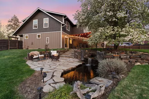 20339 Aberdeen Dr, Bend, OR 97702