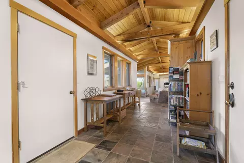 Entry Way - 20875 Sholes Rd, Bend, OR 97702 photo 5 of 11
