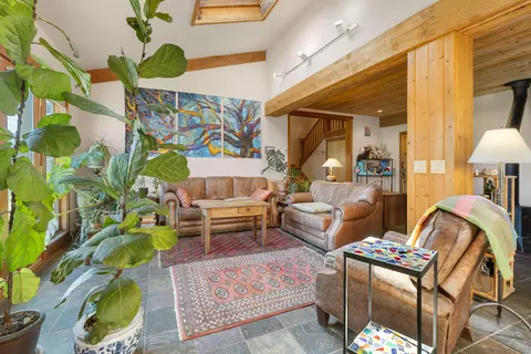 Living - 20875 Sholes Rd, Bend, OR 97702 photo 5 of 5
