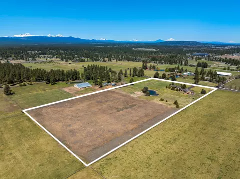 View/Area - 20875 Sholes Rd, Bend, OR 97702 photo 6 of 6