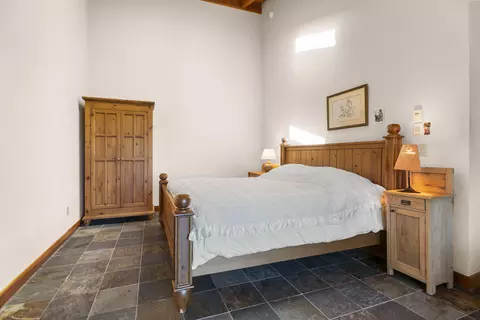 Bedroom - 20875 Sholes Rd, Bend, OR 97702 photo 10 of 10