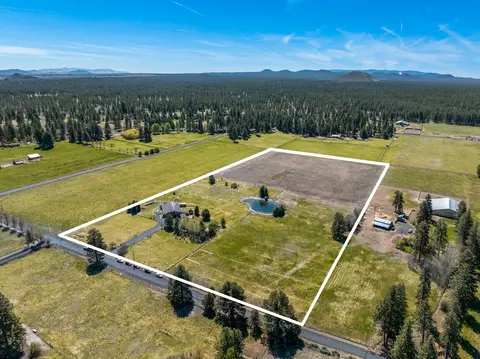 View/Area - 20875 Sholes Rd, Bend, OR 97702 photo 4 of 6