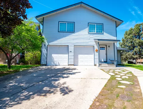 1523 NE Frank Mcclean Ct, Bend, OR 97701