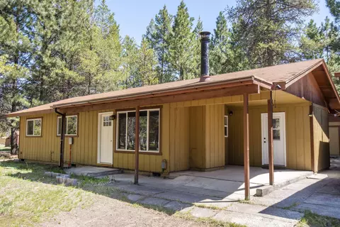 16073 Burgess Rd, La Pine, OR 97739 photo 2