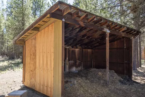 16073 Burgess Rd, La Pine, OR 97739 photo 22